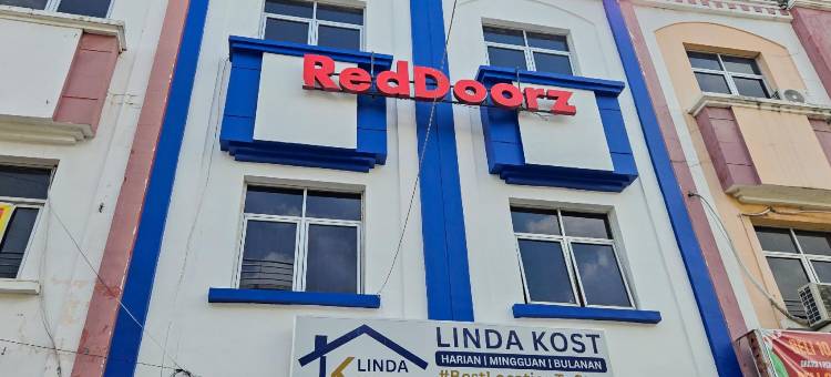 红多兹酒店-近巨港广场购物中心2号(RedDoorz Near Palembang Square Mall 2)图片