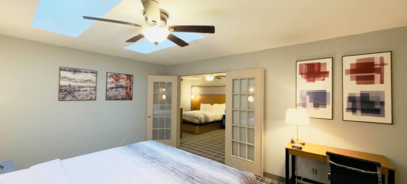 莱克米尔斯AmericInn酒店(AmericInn by Wyndham Lake Mills)图片