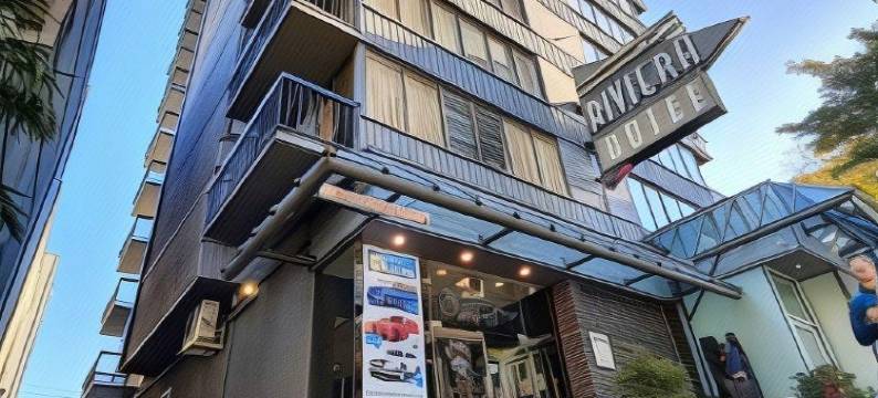 温哥华市中心罗布森街-迪维亚苏特拉套房酒店(Divya Sutra Suites on Robson Downtown Vancouver)图片