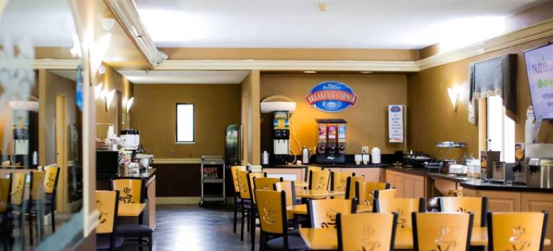 沃尔顿堡滩玛丽埃斯特贝蒙特套房酒店(Townhouse Fort Walton Beach Hurlburt Field)图片