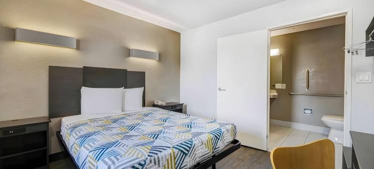 德克萨斯登顿 - 北德克萨斯大学 6 号汽车旅馆(Motel 6 Denton, TX - UNT)图片