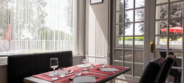 The Originals City，第戎南部洛米夏尔餐厅酒店(TheOriginals City, Hôtel Restaurant l'Ormichal Dijon Sud)图片
