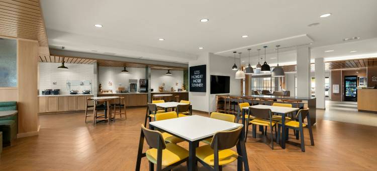 布鲁克斯维尔阳光海岸公园大道万枫酒店及套房(Fairfield Inn & Suites Brooksville Suncoast Parkway)图片