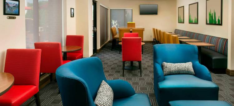莱克星顿公园帕塔克森特河海军航空站TownePlace Suites酒店(TownePlace Suites by Marriott Lexington Park Patuxent River Naval Air Station)图片