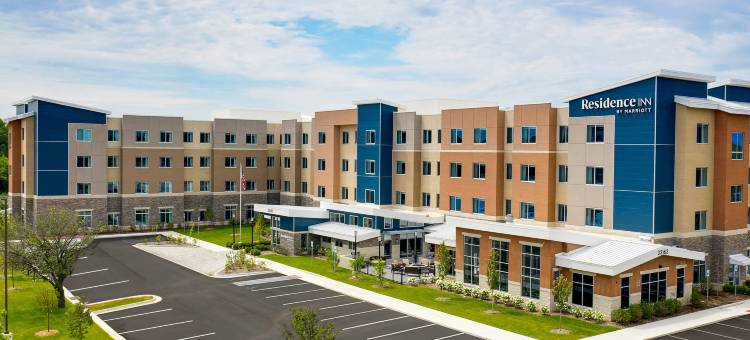 底特律法明顿山居家酒店(Residence Inn Detroit Farmington Hills)图片