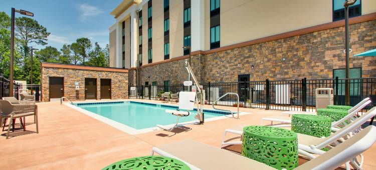 绍斯波特欢朋套房酒店(Hampton Inn & Suites Southport)图片