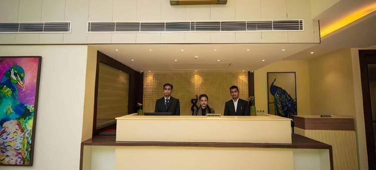 乌代布尔的Justa Ssatva度假村和会议中心(Justa Ssatva Resort, Udaipur)图片