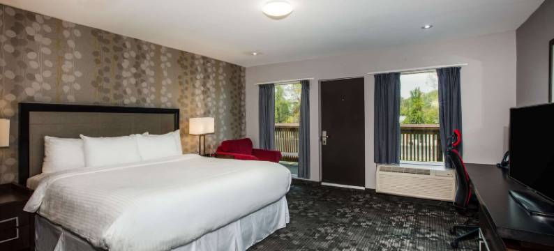 杰克逊点温德姆华美达酒店(Ramada by Wyndham Jacksons Point)图片