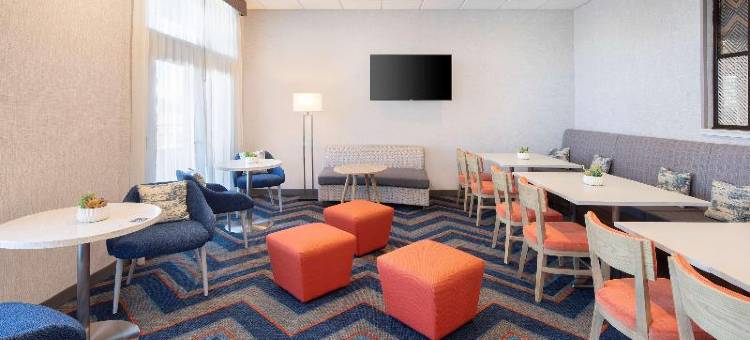 加利福尼亚圣克鲁斯西欢朋酒店(Hampton Inn Santa Cruz West)图片