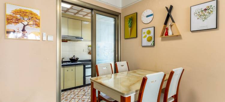 365家园公寓(兴港南路1号分店)图片