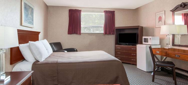 格雷文赫斯特豪生酒店(Howard Johnson by Wyndham Gravenhurst)图片