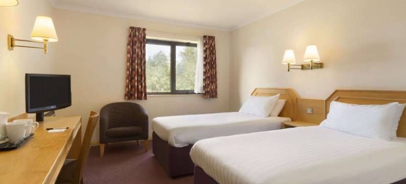 汤顿温德姆戴斯酒店(Days Inn by Wyndham Taunton)图片