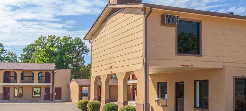 芒特普莱森特温德姆速8酒店(Super 8 by Wyndham Mt. Pleasant TX)图片