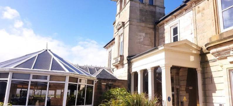 费尔菲尔德别墅酒店(Fairfield House Hotel)图片