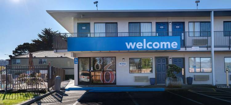 加利福尼亚阿克塔 - 洪堡理工州立大学 6 号汽车旅馆(Motel 6 Arcata, CA – Cal Poly Humboldt)图片