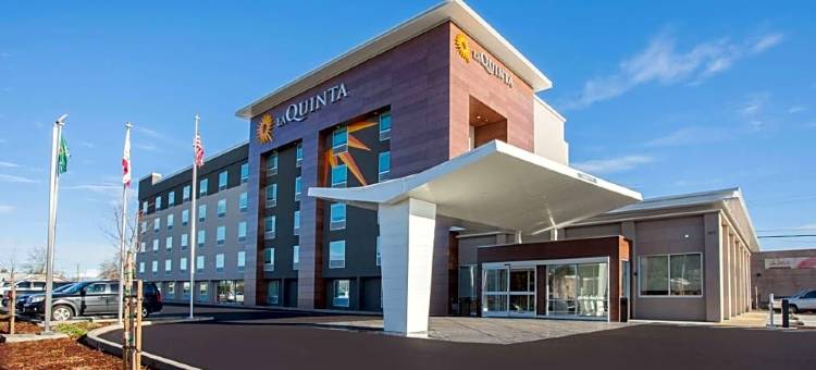 马德拉昆塔温德姆套房酒店(La Quinta Inn & Suites by Wyndham Madera)图片