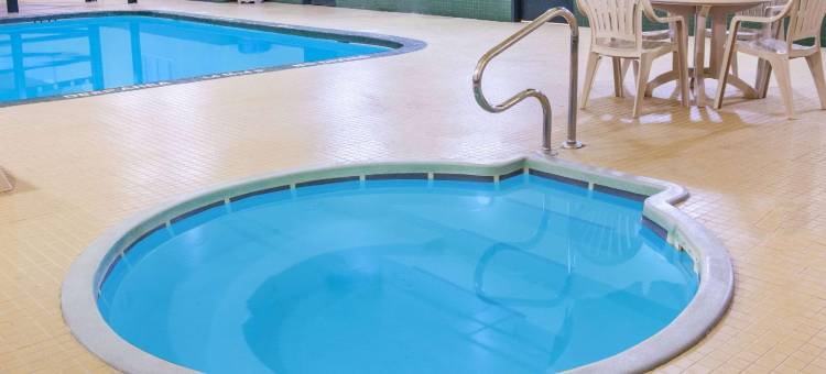 草原湖速8酒店(Super 8 by Wyndham Meadow Lake)图片