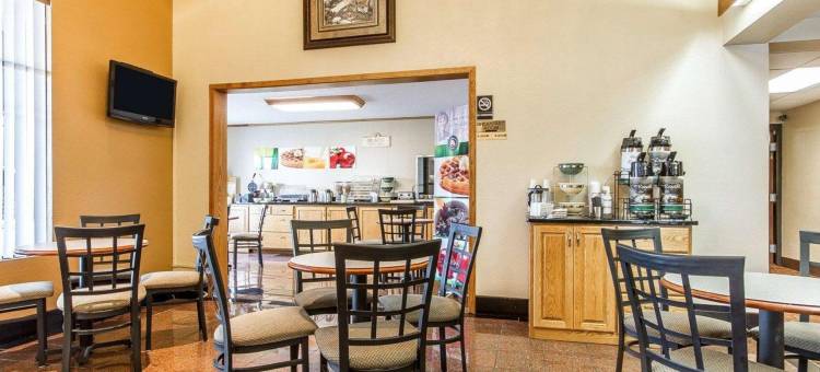 里兹堡AmericInn酒店(AmericInn by Wyndham Reedsburg)图片