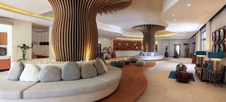 塞亚海滩酒店(Design Plus Seya Beach Hotel)图片