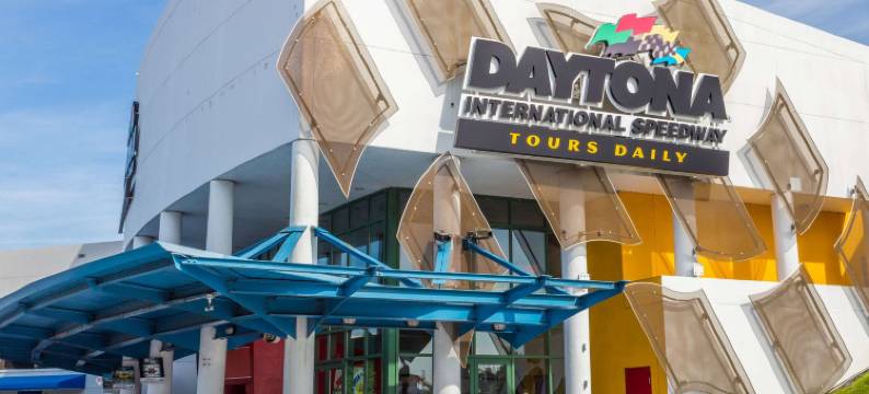 代托纳比奇速8酒店(Super 8 by Wyndham Daytona Beach)图片