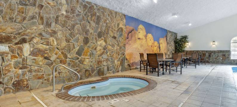 拉什莫尔山舒适套房酒店(Comfort Inn & Suites Mt Rushmore)图片