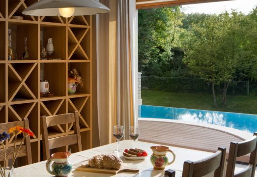 Vlastelini Hotel Overview