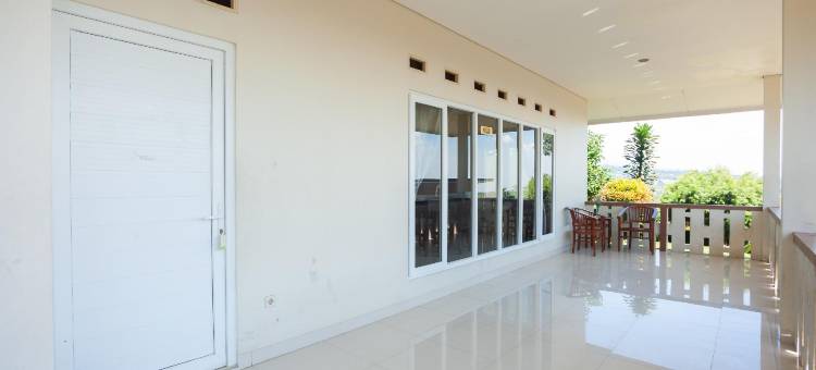 Urbanview Resort Adang Zecky Cisarua Puncak by RedDoorz图片