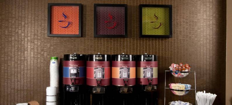 哥伦布呗盟套房酒店(Baymont by Wyndham Columbus GA)图片