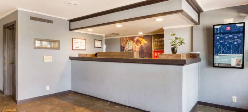 蒙特里红狮酒店(Red Lion Hotel Monterey)图片