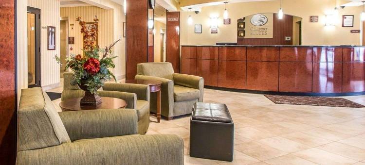 梅里尔维尔舒适套房酒店 - 近 US 30(Comfort Suites Merrillville Near US 30)图片