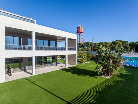 瓦伦西亚国会水疗酒店