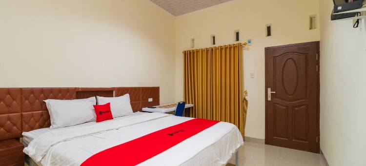 红多兹@西兰吉特奥尔多斯别墅(RedDoorz @ Aldos Villa Silangit)图片