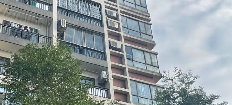 小yiyi公寓(同兴路分店)图片