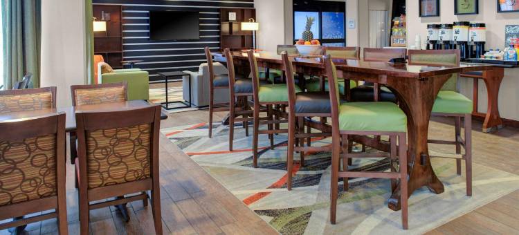 希尔顿欢朋酒店-埃尔克霍恩(Hampton Inn Elkhorn Lake Geneva Area)图片