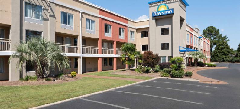 佛罗伦萨温德姆戴斯酒店-近市政中心(Days Inn by Wyndham Florence Near Civic Center)图片