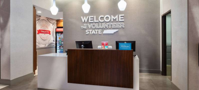 希尔顿纳什维尔机场世纪广场欢朋酒店(Hampton Inn by Hilton Nashville Airport Century Place)图片