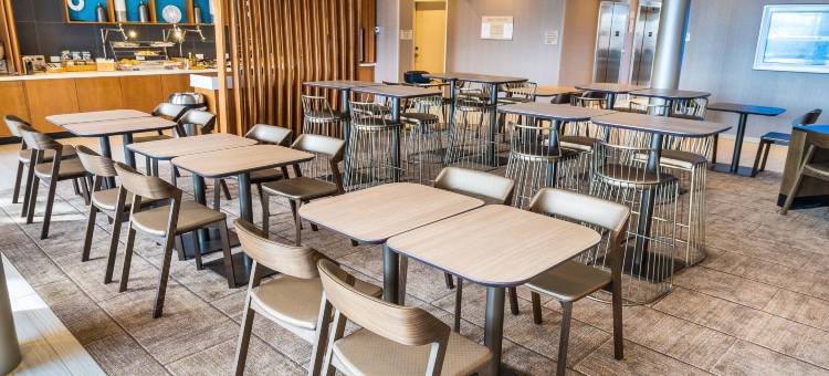 安大略机场-兰丘库卡蒙加万豪SpringHill Suites酒店(SpringHill Suites Ontario Airport/Rancho Cucamonga)图片