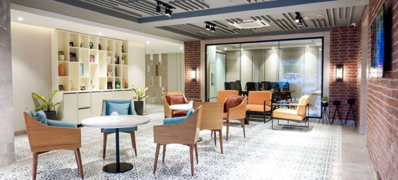 勒克瑙郁锦香酒店(Golden Tulip Lucknow)图片