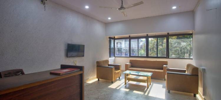 Fabhotel 舒适住宿(FabHotel Comfort Stays - Nr Miramar Beach)图片