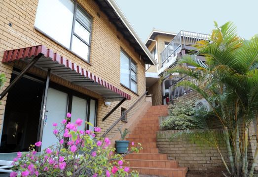 Kingston Place Guesthouse Hotel Overview