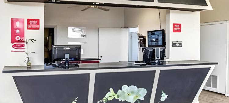 北威尔明顿罗德威套房酒店(Rodeway Inn & Suites Wilmington North)图片