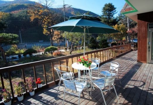 Jeongseon Villa Hotel Overview