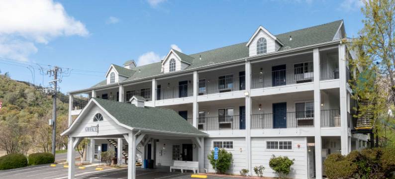 优胜美地山谷凯艺酒店(Quality Inn Yosemite Valley Gateway)图片