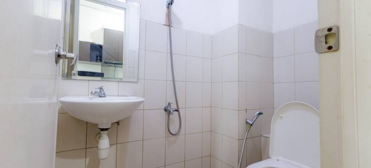 红色生活公寓河景住宅-SB房间马哈卡姆塔-含Netflix(RedLiving Apartemen Riverview Residence - SB Room Tower Mahakam with Netflix)图片