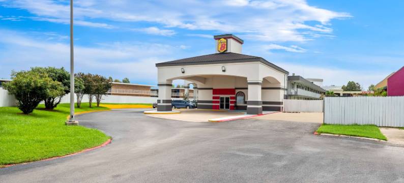 巴吞鲁日-I-10温德姆速8酒店(Super 8 by Wyndham Baton Rouge/I-10)图片