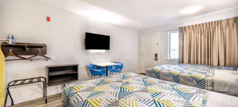 Studio 6 沃斯堡，德克萨斯州 -Stockyards East(Studio 6 Fort Worth, TX -Stockyards East)图片