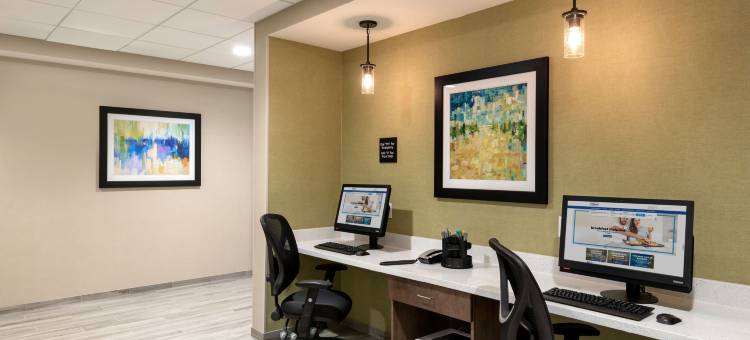 巴尔的摩湾景校园欢朋酒店(Hampton Inn Baltimore/Bayview Campus)图片