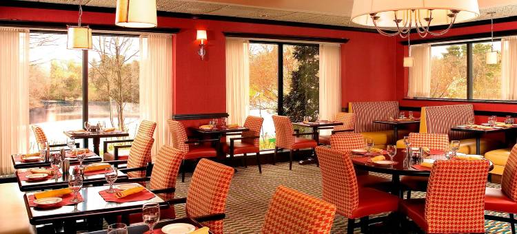 波士顿韦克菲尔德福朋喜来登酒店及会议中心(Four Points by Sheraton Wakefield Boston Hotel & Conference Center)图片