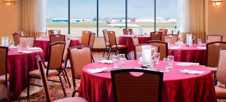 哈特福德布拉德利机场喜来登酒店(Sheraton Hartford Hotel at Bradley Airport)图片