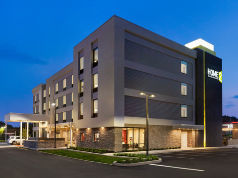 新泽西新不伦瑞克希尔顿惠庭套房酒店